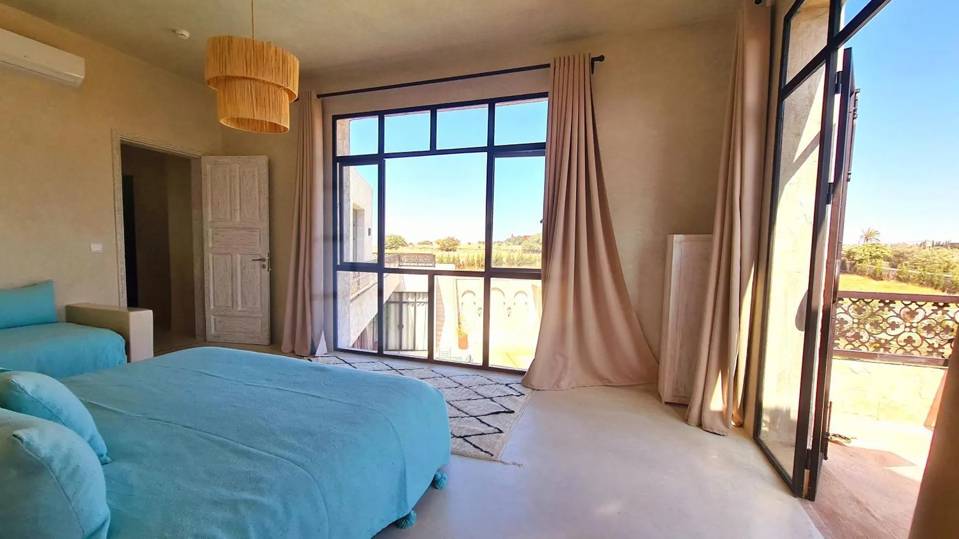 Lalla Essaouira, Villa Khmissa Avec Piscine Pour 13 Personnes